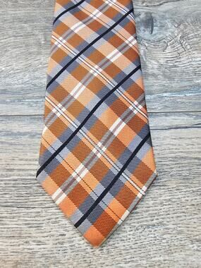Johnson Brothers Men's Orange Striped Neck Tie